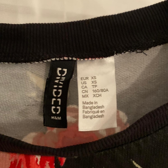 H&M vintage style sweater shirt - Picture 5 of 5